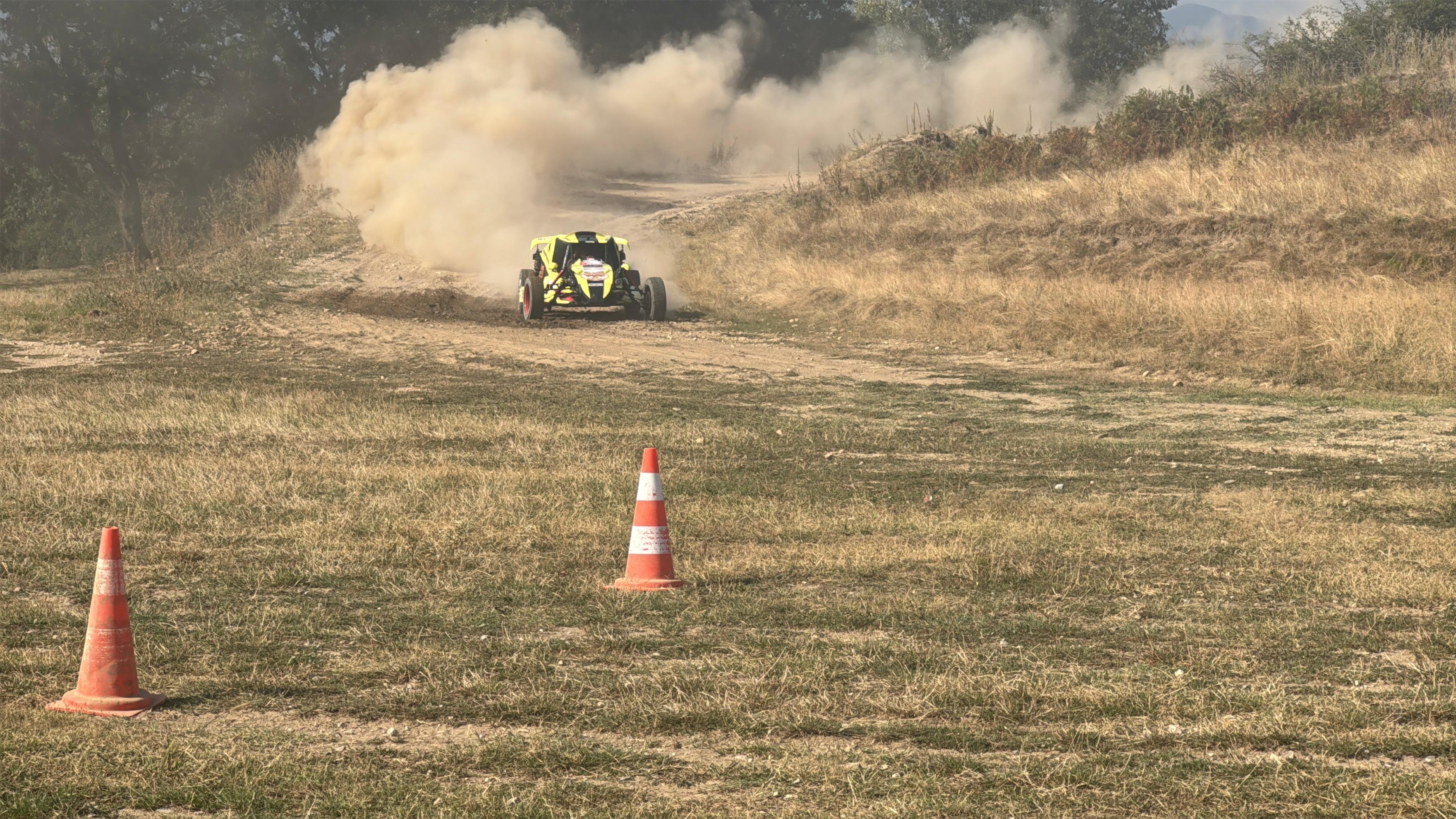 Competiție buggy